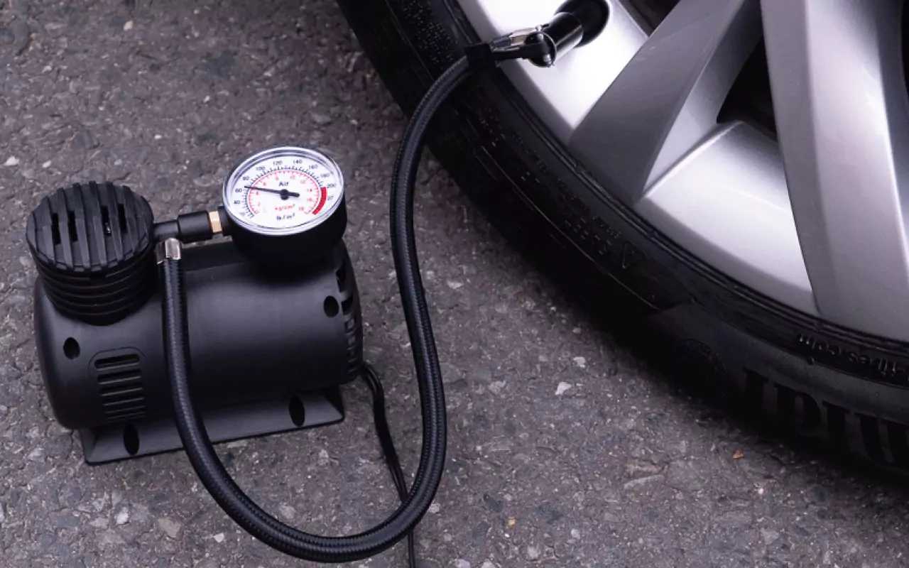 Compresor Auto 12 Volti 18 Bar