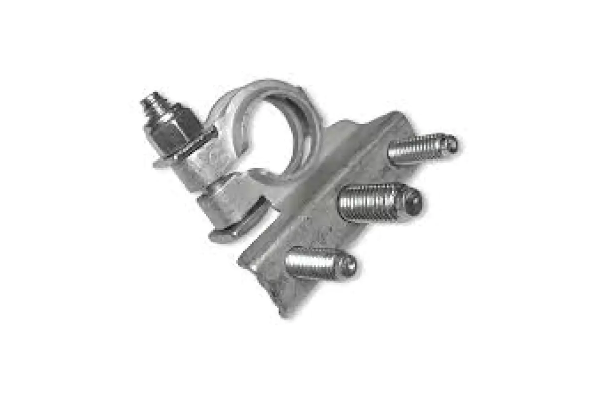 Borna baterie (+) pozitiv, Ø: 17.5mm OE IVECO